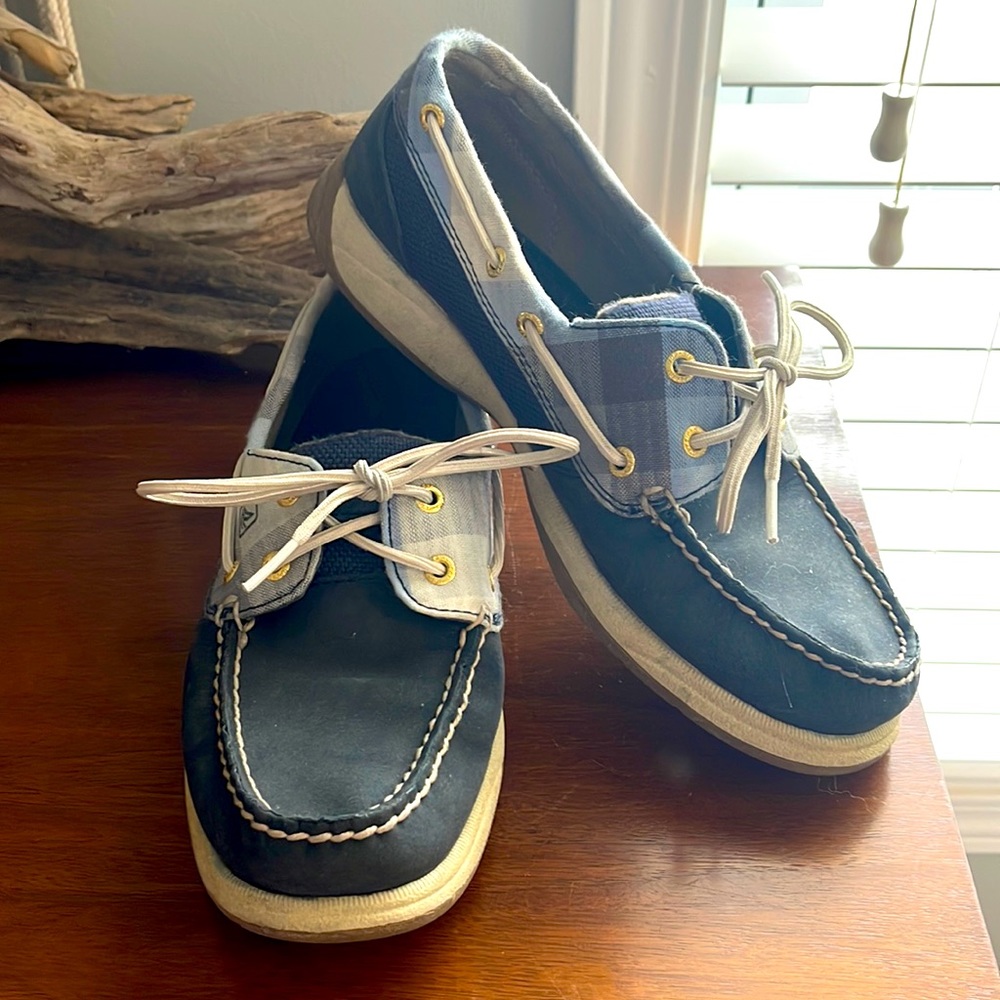 7.5 Blue Sperry Top Sider